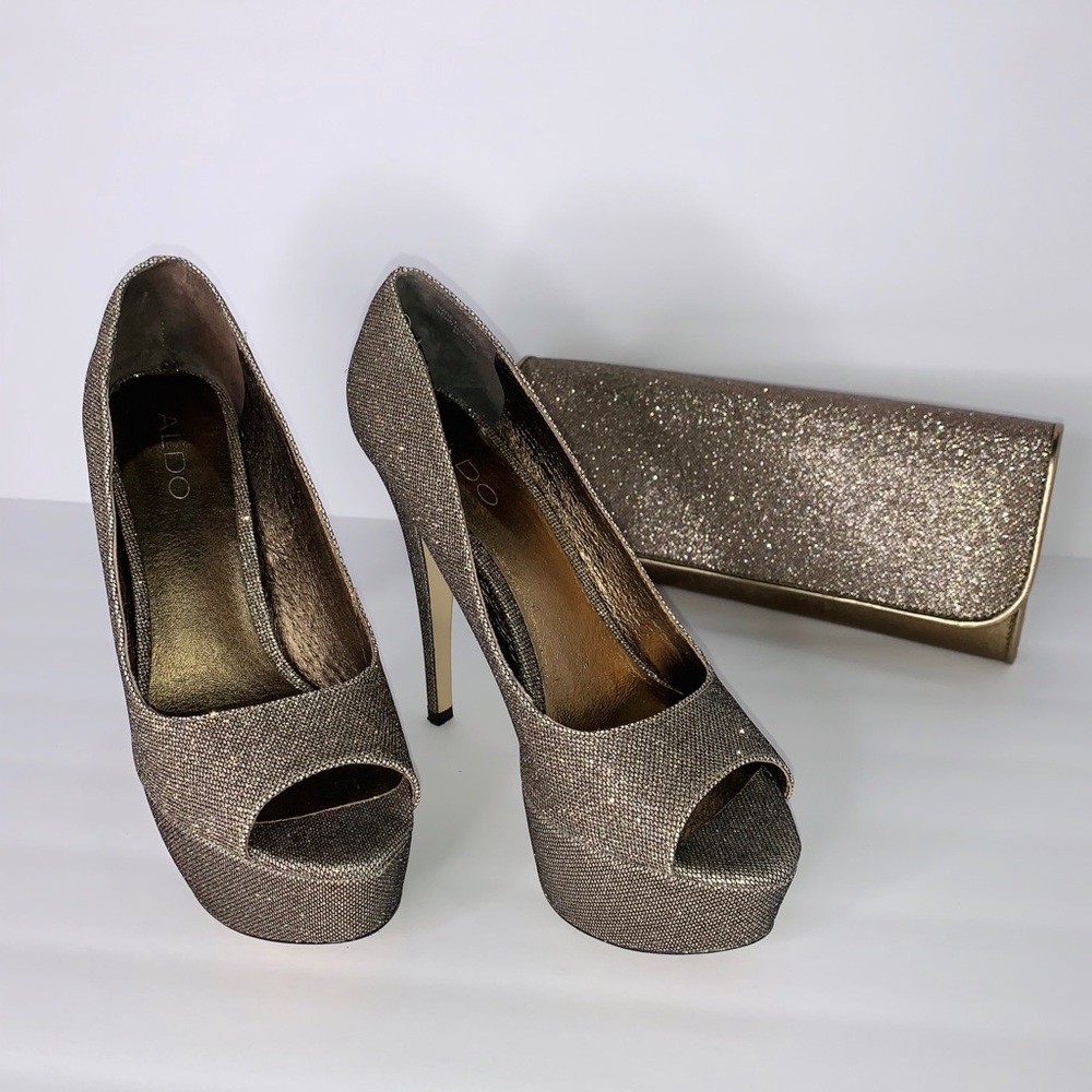 Aldo, Sparkly Peep Toe Bronze Platform Pumps